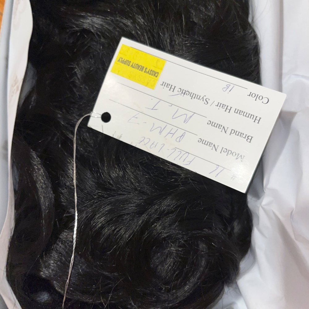 Magic touch handmade wig collection - Picture 10 of 11